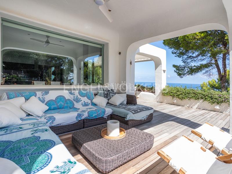 Foto 302d600c-883d-4a5d-bc2f-75ef7e0bd7de. Alquiler casa impresionante villa para corta estancia en denia en Dénia