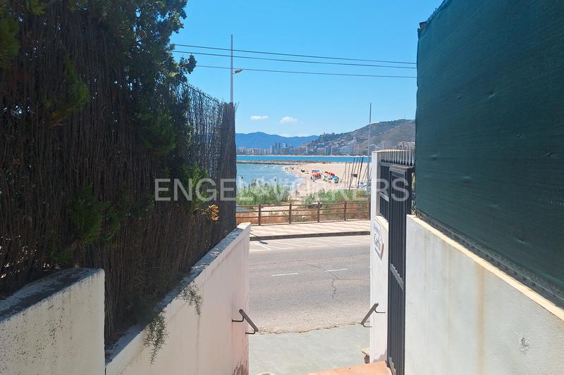 Foto 83ce5afd-5a28-413f-9c70-a5355066f6b3. Residential plot in El Faro Cullera