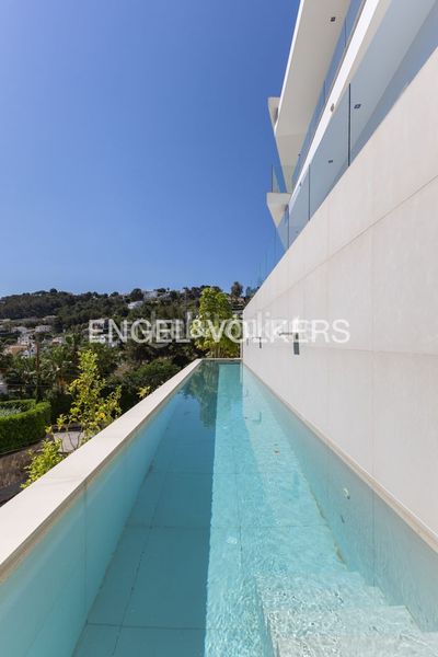 Foto 8057c57f-c551-45e7-bd25-ecb6175e55f0. Casa amb calefacció aparcament piscina a Portichol-Balcón al Mar Xàbia