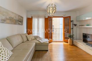 Lloguer Apartament  C. de la verònica. Coqueto piso en corazón de valencia cerca de plaza de la reina