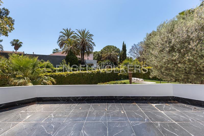 Foto 02e590d9-8025-45ef-b81b-92dcb178c199. Casa amb calefacció aparcament piscina a Massarojos Valencia