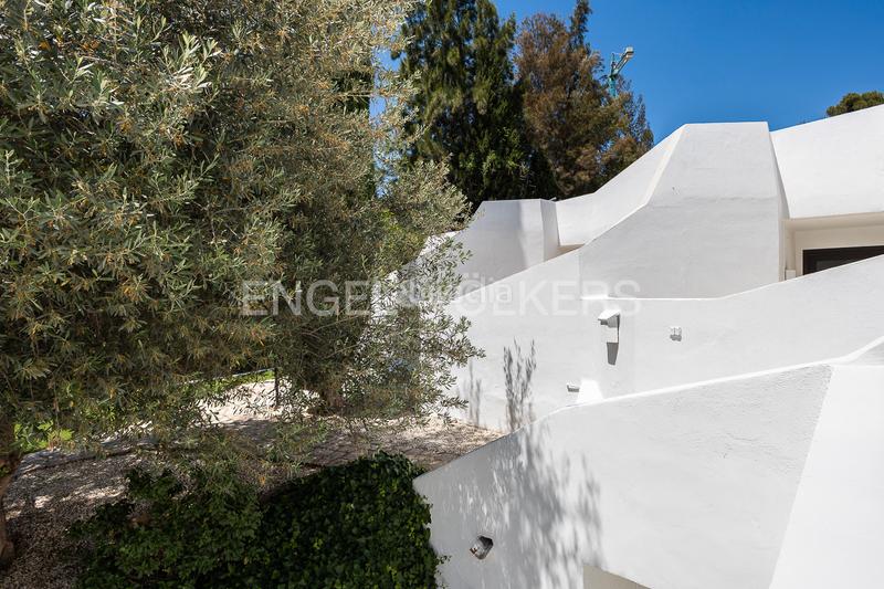 Foto 3180184e-ef7f-400b-8032-da299eb284f8. Casa amb calefacció aparcament piscina a Massarojos Valencia