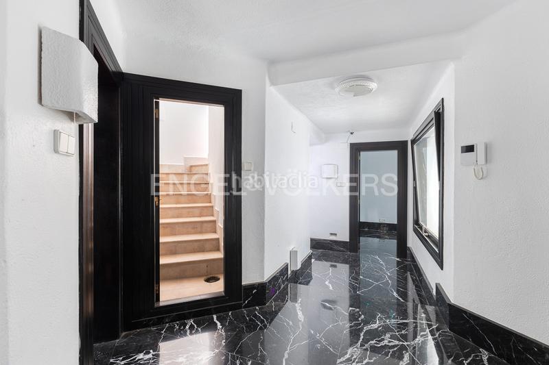 Foto 3d1078a5-6c63-4da0-b371-877a873142ae. Casa amb calefacció aparcament piscina a Massarojos Valencia