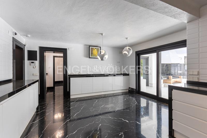 Foto 5e7665e9-efac-468f-ac83-fe9378c7f92c. Casa amb calefacció aparcament piscina a Massarojos Valencia