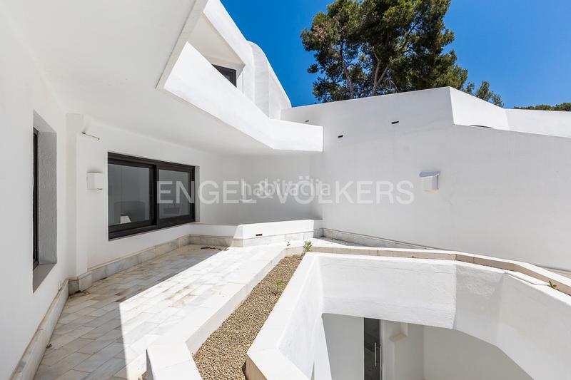 Foto 6b9aa249-b174-4701-b62f-cdad7a77b3fa. Casa amb calefacció aparcament piscina a Massarojos Valencia