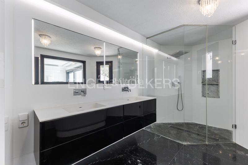 Foto 8258d30b-fac4-4a56-8a6e-012f4adb31cd. Casa amb calefacció aparcament piscina a Massarojos Valencia