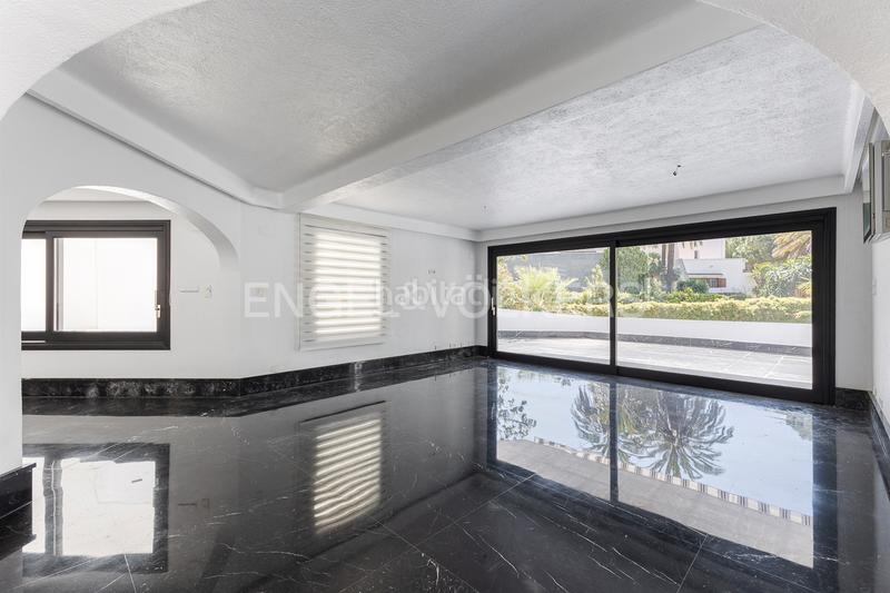 Foto 82b02815-4240-4919-9cbf-0f5e9d952b43. Casa amb calefacció aparcament piscina a Massarojos Valencia