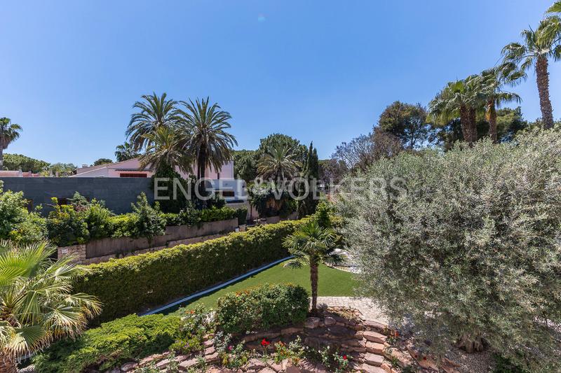 Foto 82f1565f-fa0e-4a0a-b1d5-d1b09298f050. Casa amb calefacció aparcament piscina a Massarojos Valencia