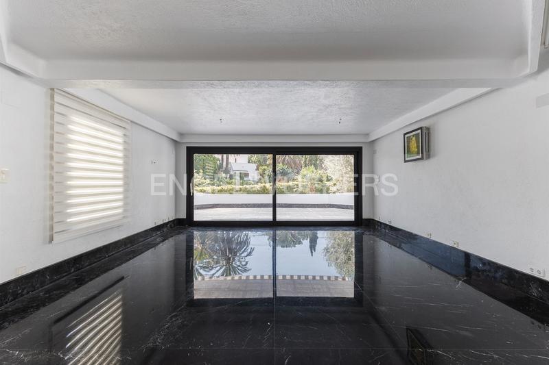 Foto 83f24075-35d1-4e1f-b115-858a9afc5114. Casa amb calefacció aparcament piscina a Massarojos Valencia