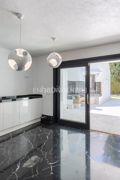 Foto e73dab76-d717-415d-821a-c8d730e9c8ed. Casa amb calefacció aparcament piscina a Massarojos Valencia