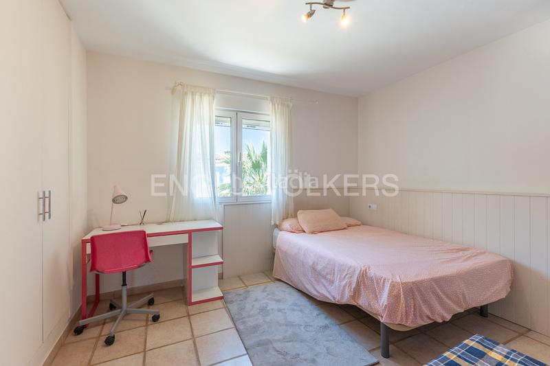 Foto 573ad2db-d8a1-4895-9123-395956794d5f. Casa  unifamiliar con piscina cerca . en El Montgó Dénia