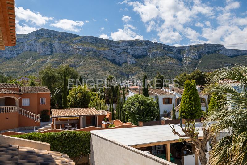 Foto 5878affd-de92-4ec4-87a7-bc7de2a8df99. Casa  unifamiliar con piscina cerca . en El Montgó Dénia
