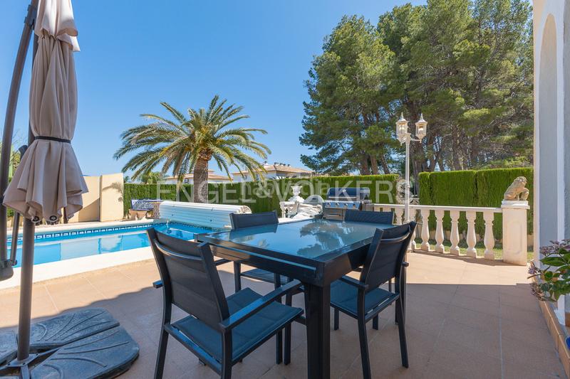 Foto 6e65a981-0de0-43c2-a1a1-b056925fae3b. Casa  unifamiliar con piscina cerca . en El Montgó Dénia