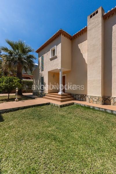 Foto 9181c294-5b3e-4564-ad01-389dc2f10127. Casa  unifamiliar con piscina cerca . en El Montgó Dénia