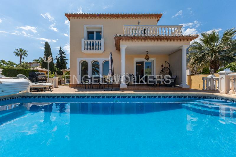 Foto e001690d-c918-4af3-aafb-591ab8ee0748. Casa  unifamiliar con piscina cerca . en El Montgó Dénia