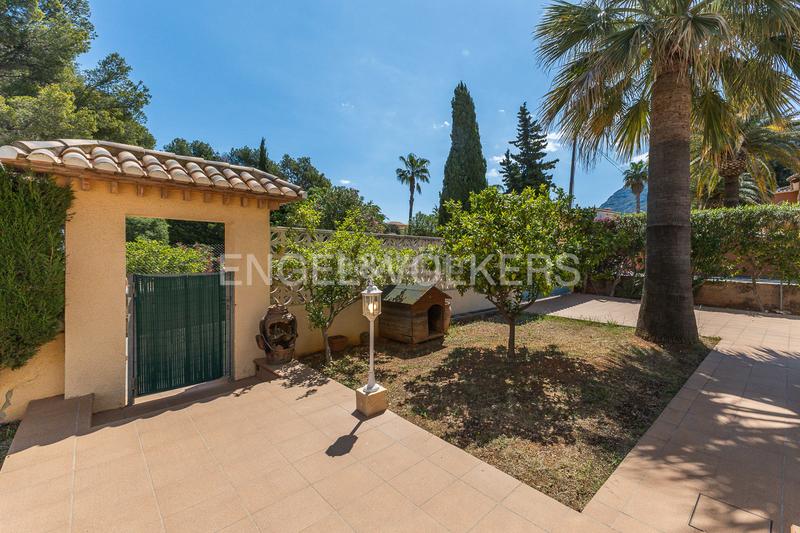 Foto e07498f7-6565-42f8-a12e-b124d6760c78. Casa  unifamiliar con piscina cerca . en El Montgó Dénia