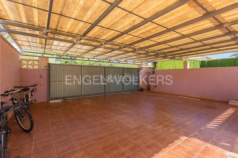 Foto e37b410b-21cc-4a1e-8248-8885d1fc5e93. Casa  unifamiliar con piscina cerca . en El Montgó Dénia