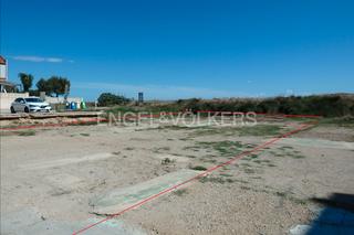Terreny residencial a Tavernes de la Valldigna. Parcela en primera línea de playa en tavernes de la valldigna