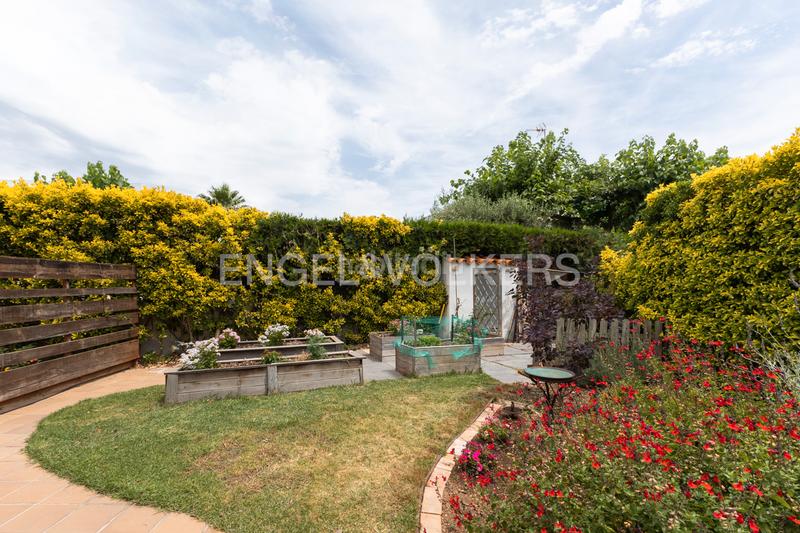 Foto 7fdef451-68e7-4ea3-9efb-4119e680a084. Casa con riscaldamento parcheggio piscina in Casco Urbano Vinaròs