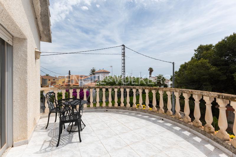 Foto ed6c4de8-5cf6-46db-a961-4d23245abbdd. Casa con riscaldamento parcheggio piscina in Casco Urbano Vinaròs