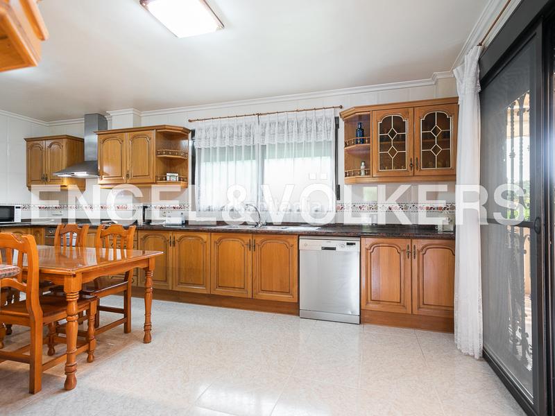 Foto 836c276f-87fc-434f-9d96-fc2ac31b9e94. Affitto casa con riscaldamento parcheggio in Alfinach - Monasterios Puçol