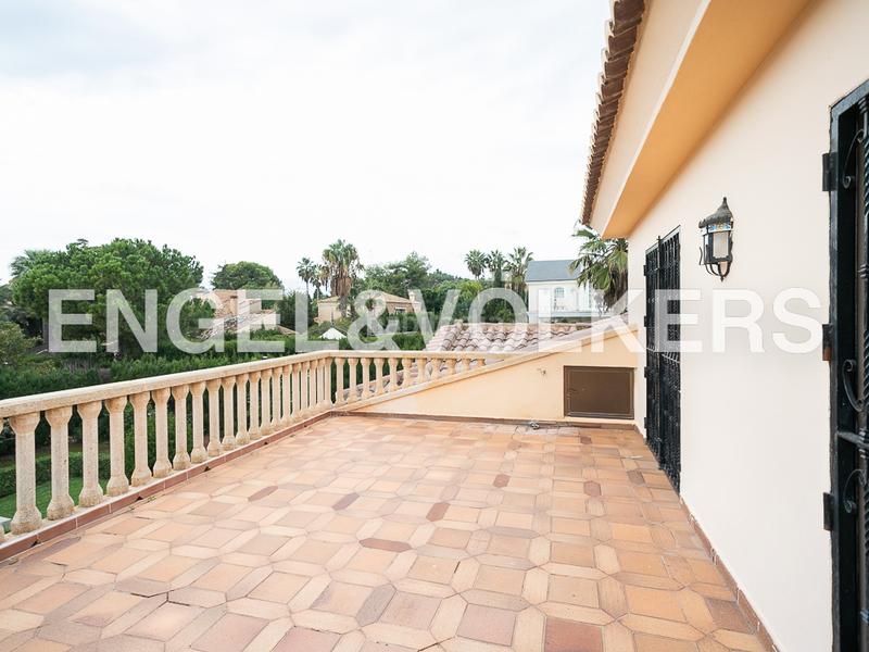 Foto e230ea99-51bd-4389-96ac-808127c2de9a. Affitto casa con riscaldamento parcheggio in Alfinach - Monasterios Puçol