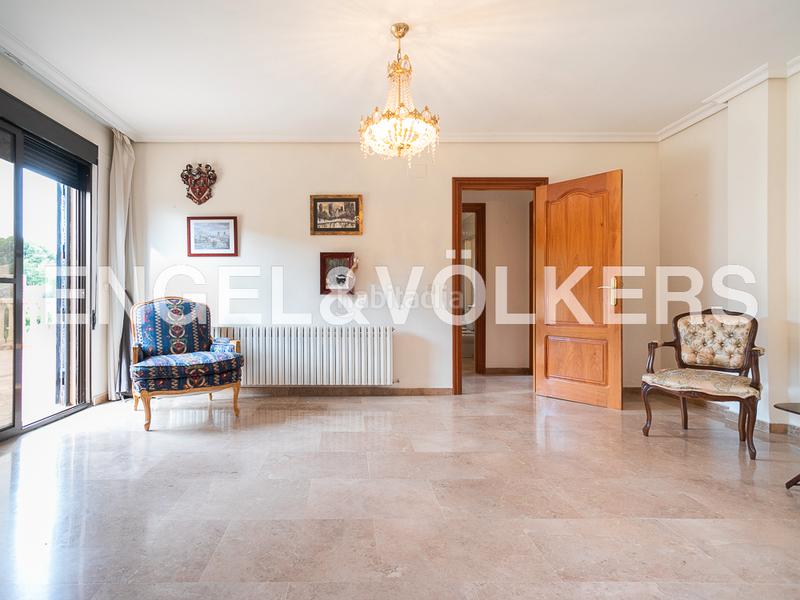 Foto eb8cb1c3-45fc-4fa0-8675-083b1f472ed9. Affitto casa con riscaldamento parcheggio in Alfinach - Monasterios Puçol