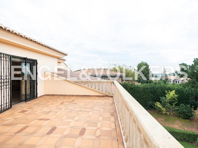 Foto 403aa7fd-79fa-4218-87b3-1e51e7147a0c. Location maison avec chauffage parking dans Alfinach - Monasterios Puçol