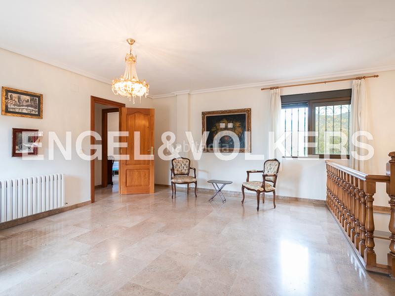 Foto 868c7bac-a03e-4ba6-b600-9577061a6147. Location maison avec chauffage parking dans Alfinach - Monasterios Puçol