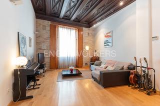 Apartament a El Mercat. Apartamento con terraza en una ubicación emblemática