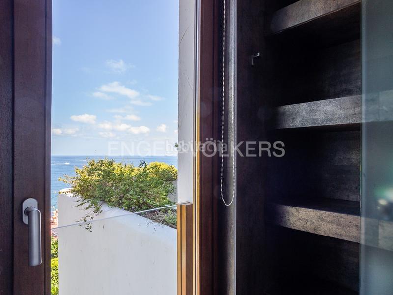 Foto bea47a6d-a0c3-4365-9d5f-072411514f17. Casa amb calefacció aparcament piscina a Las Rotas / Les Rotes Dénia