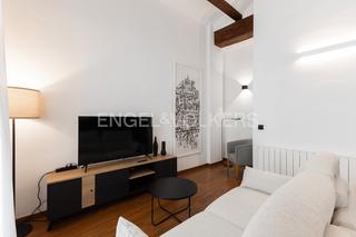 Location Duplex  Carrer dels cabillers. Reforma a estrenar para alquiler de temporada junto a plaza de l