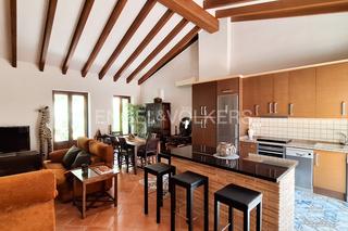 Casa a Centro Urbano. Espacioso duplex en pleno centro de denia