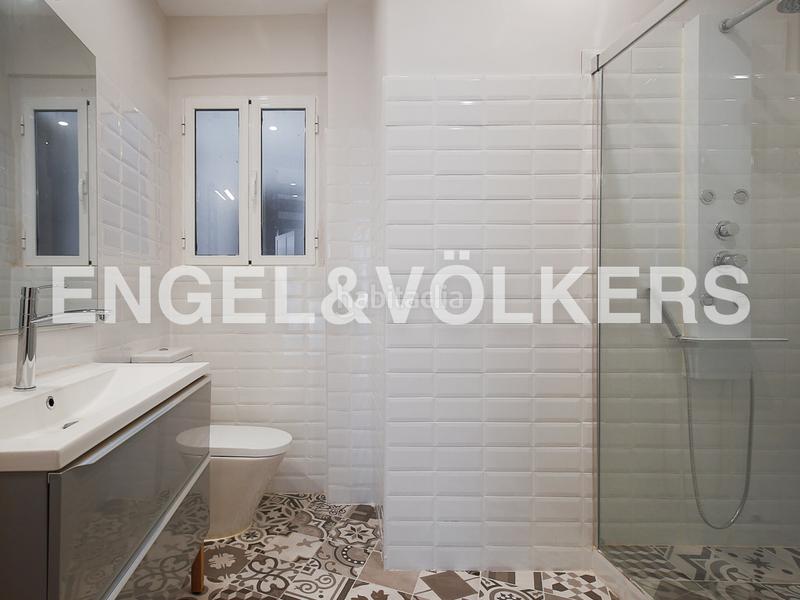 Foto 19e0967c-8406-475d-be3c-a859480af249. Alquiler apartamento piso calle corona El Carmen en Valencia