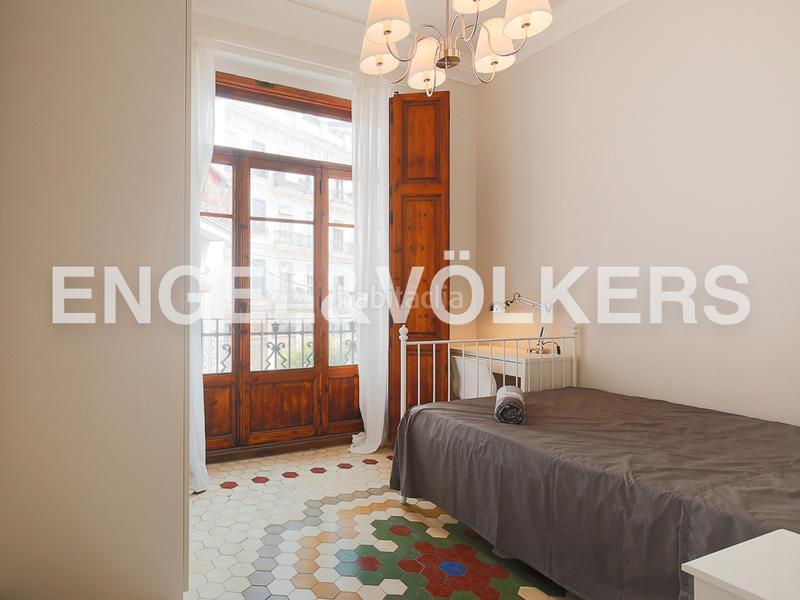 Foto 7147e60e-74d8-43de-9ac5-2b27a6afb95b. Alquiler apartamento piso calle corona El Carmen en Valencia