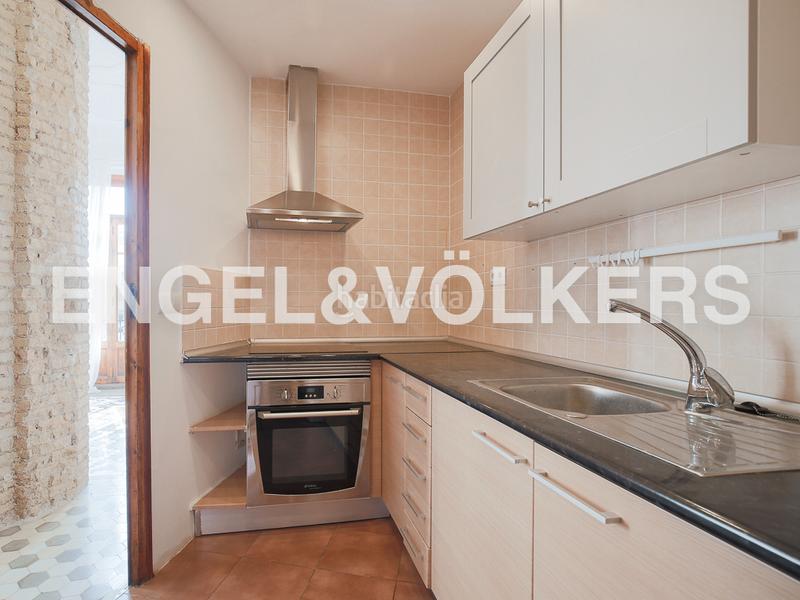 Foto 185c9514-7733-43c7-8e72-45f66228c3aa. Location appartement avec chauffage dans El Carme Valencia