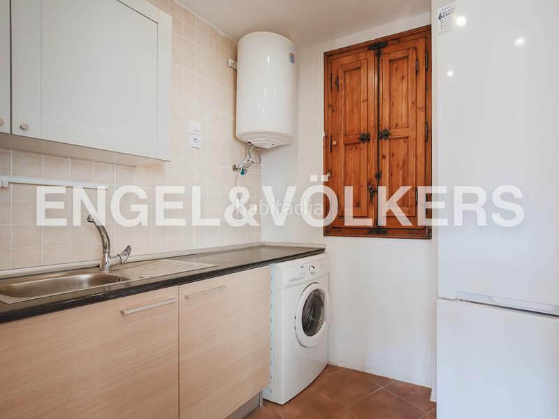 Foto b9734cf0-5a7f-4bca-ad07-d6081061ded6. Rent apartment with heating in El Carme Valencia