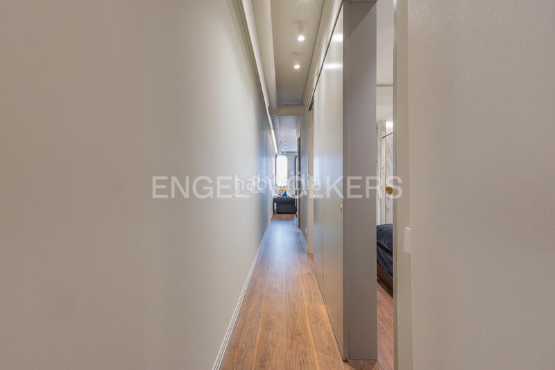 Foto 9099c7e1-16af-4368-8fca-282efcd95d81. Alquiler apartamento exclusivo piso a estrenar en ruzafa en Valencia