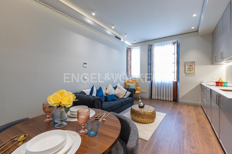 Foto 8ce69fe6-e1eb-4c45-8118-de65c27bb209. Lloguer apartament amb calefacció a Russafa Valencia