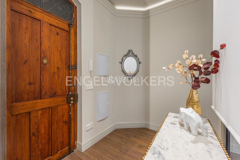 Foto 555436ec-3b22-46d1-b8f9-e4f83c541840. Miete appartement mit heizung in Russafa Valencia