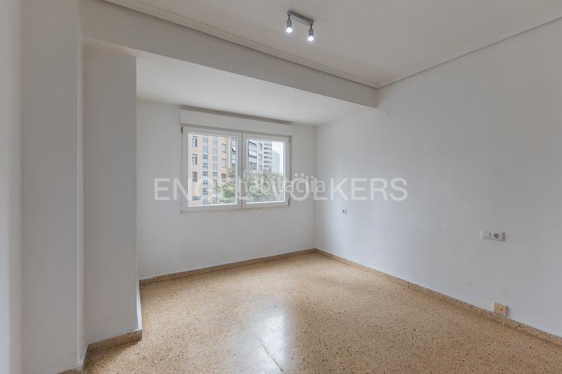 Foto 0e32580f-df1a-4d38-a991-f5a9a915f3e6. Appartement avec chauffage dans Sant Pau Valencia