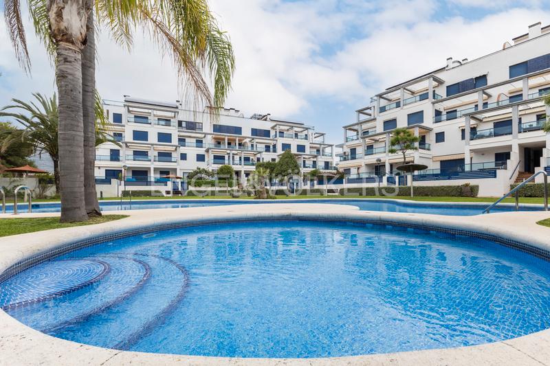 Foto 4ec8a1de-f575-455c-b9e9-962daac408f3. Àtic amb calefacció aparcament piscina a Devessa - Monte Pego Dénia