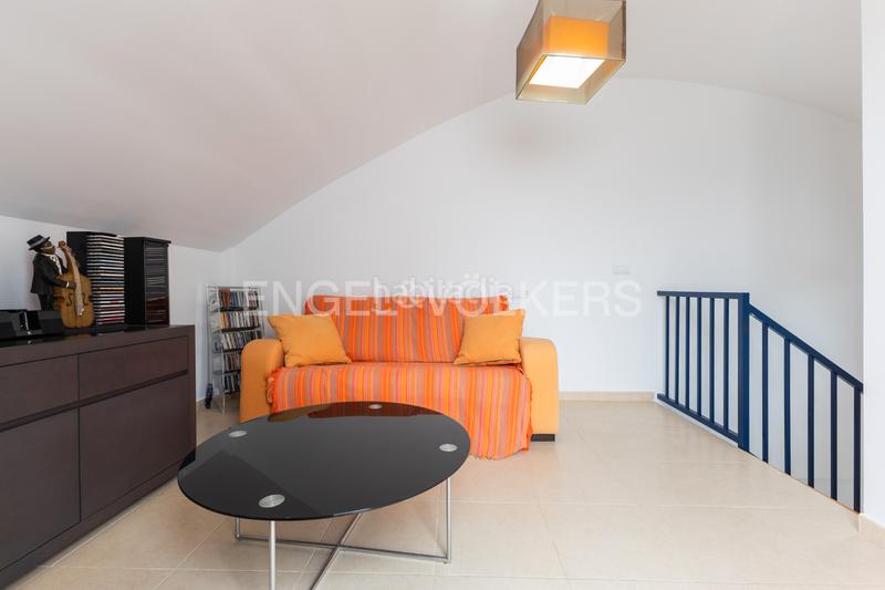 Foto 721627d6-1f21-436a-90f8-8494eca69fd5. Àtic amb calefacció aparcament piscina a Devessa - Monte Pego Dénia