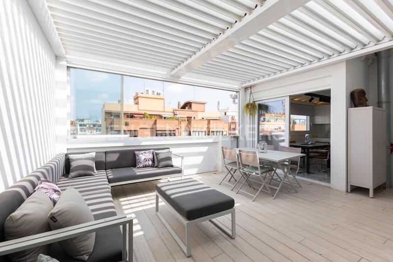 Foto 175d725b-ae44-4105-922a-a01bcc04a179. Àtic amb calefacció a Russafa Valencia