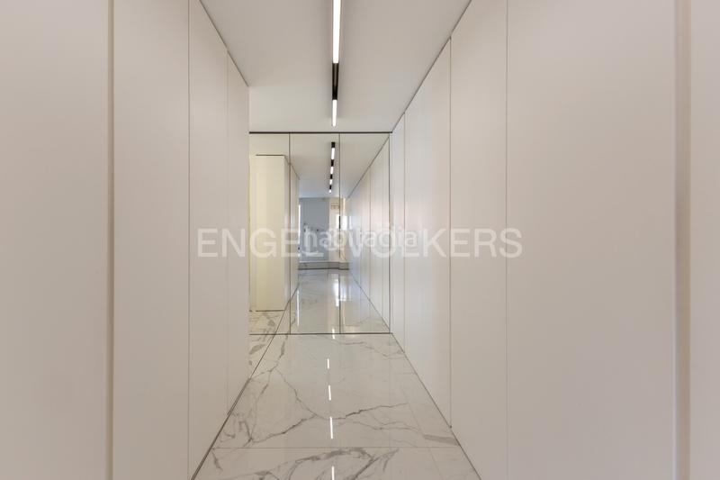 Foto 6ed2b835-8ac1-46e6-82ed-f93c171f4b17. Àtic amb calefacció a Russafa Valencia