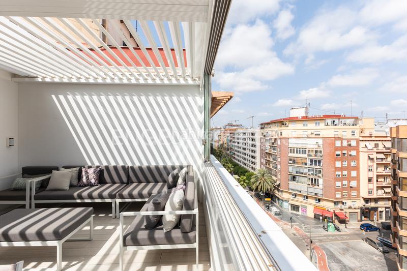 Foto 9a5db8ff-c5cc-4856-8b3e-49e1f04bac33. Àtic amb calefacció a Russafa Valencia