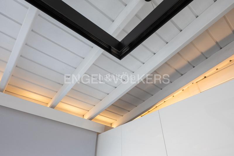 Foto b8b0e1e4-b343-4571-991b-6d060e347fb7. Àtic amb calefacció a Russafa Valencia