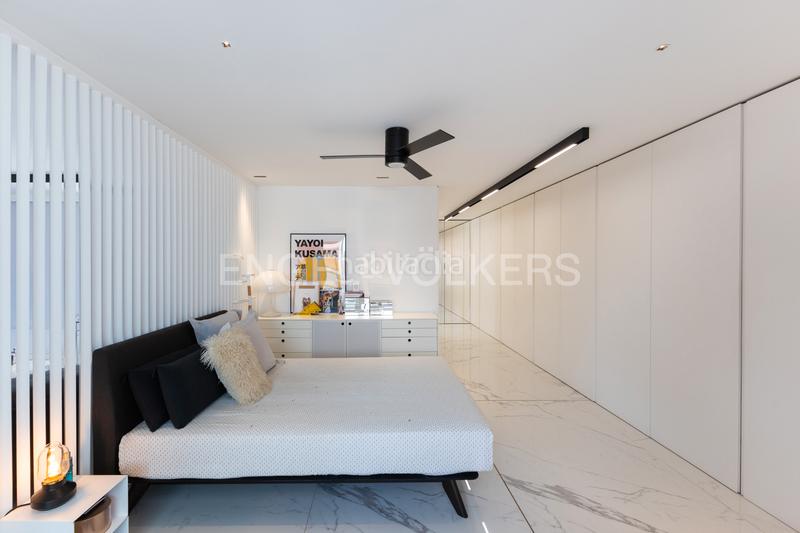 Foto dd28d7e0-98b6-45a1-8e5d-08482092b5ef. Àtic amb calefacció a Russafa Valencia