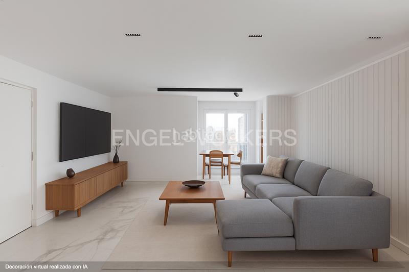 Foto e0871501-6624-47c8-bd9e-6ea285493892. Àtic amb calefacció a Russafa Valencia