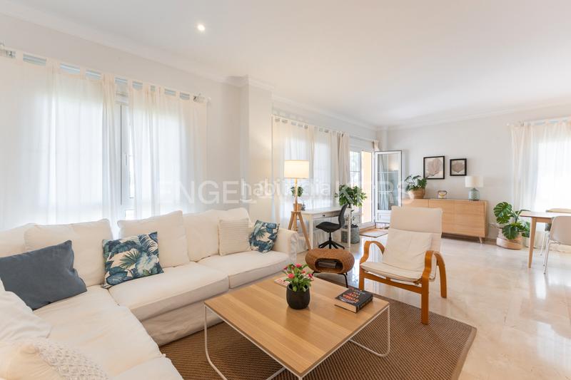 Foto 5389ccbc-d1f6-4d1e-a7b4-56afcde7efd0. Apartamento excelente apartamento de lujo en Oliva nova Oliva
